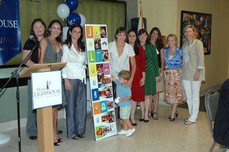 Members of the Junior League of Miami receive recognition as 2009 Miami Lighthouse Volunteers of the Year.